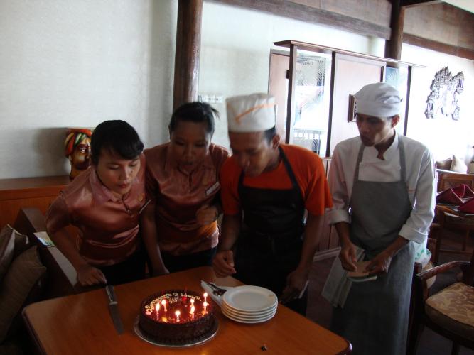 Birth Day Staff, bali indian restaurant, indian food restaurant in bali